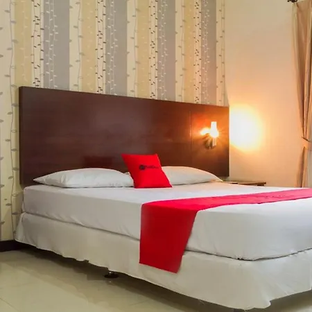 Reddoorz @ Cikutra 3 Hotel